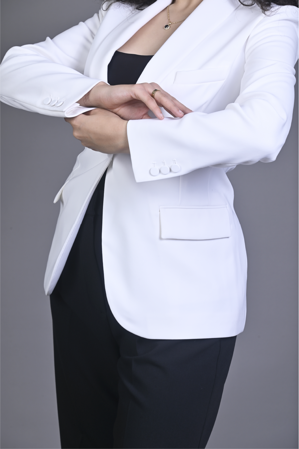 Blazer Femme Blanc Élégant – Coupe Tailleur Structurée