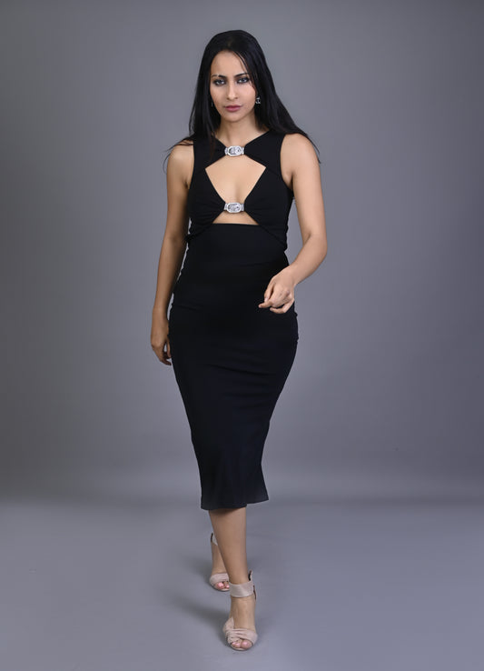Robe noire élégante avec détails brillants